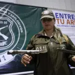 Este informe se da a conocer en medio del debate sobre el endurecimiento de la Ley N° 17.798 sobre control de armas., Carabineros de Chile