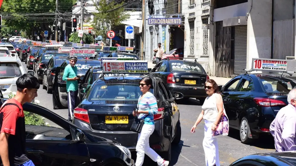 Locomoción colectiva, Archivo La Tribuna