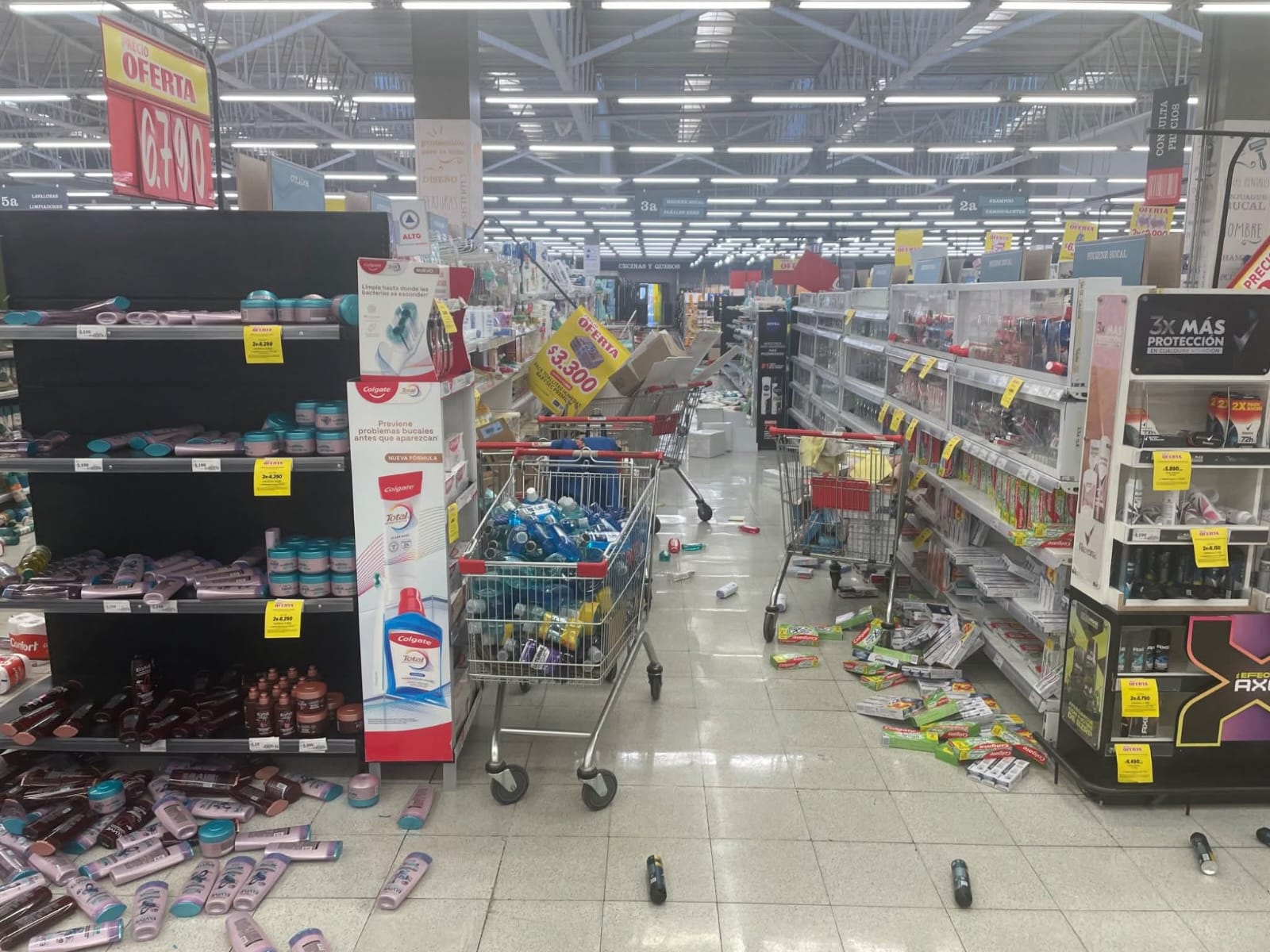 Temblor de 6,4 en el norte / RR.SS