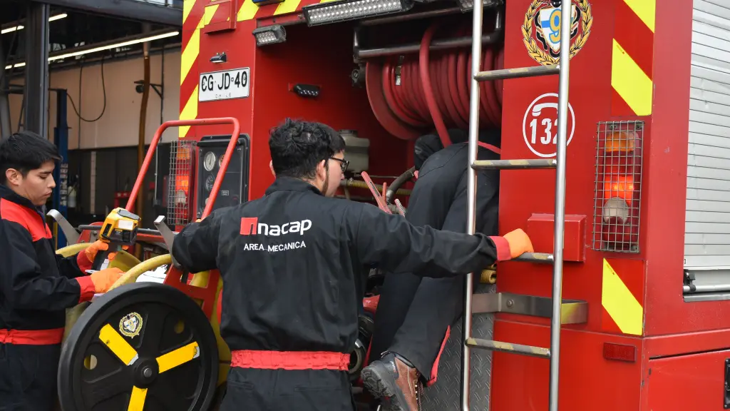 Revisión Carros Cuerpo de Bomberos INACAP Los Ángeles. | Diario La Tribuna
