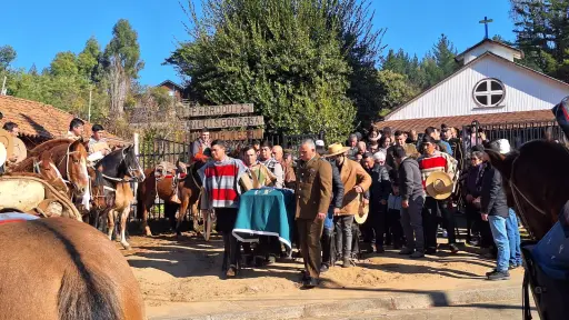 Despiden con honores al Cabo 1° de Carabineros César Villagrán en emotiva ceremonia en Rere