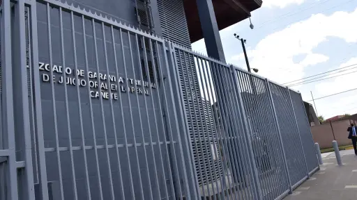 Condenan a 20 años de presidio a autor de violación reiterada de su cónyugue en Arauco