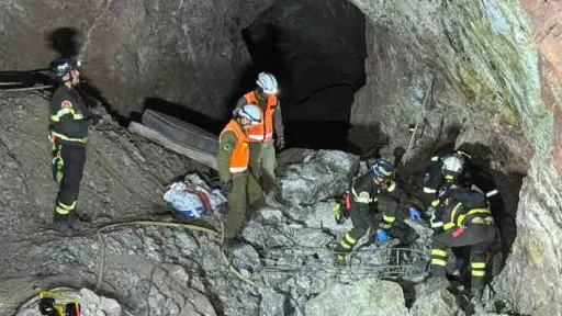 Encuentran dos mineros muertos a 500 metros de profundidad en Tierra Amarilla