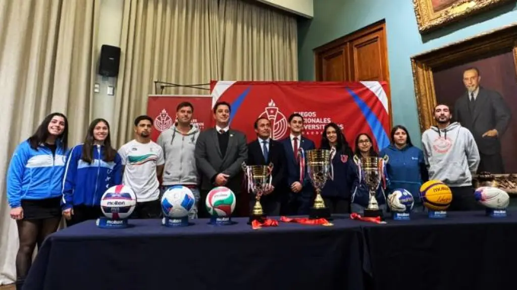 En la Casa Central de la Universidad de Chile se llevó a cabo el lanzamiento de estos Juegos Deportivos Universitarios, La Tribuna