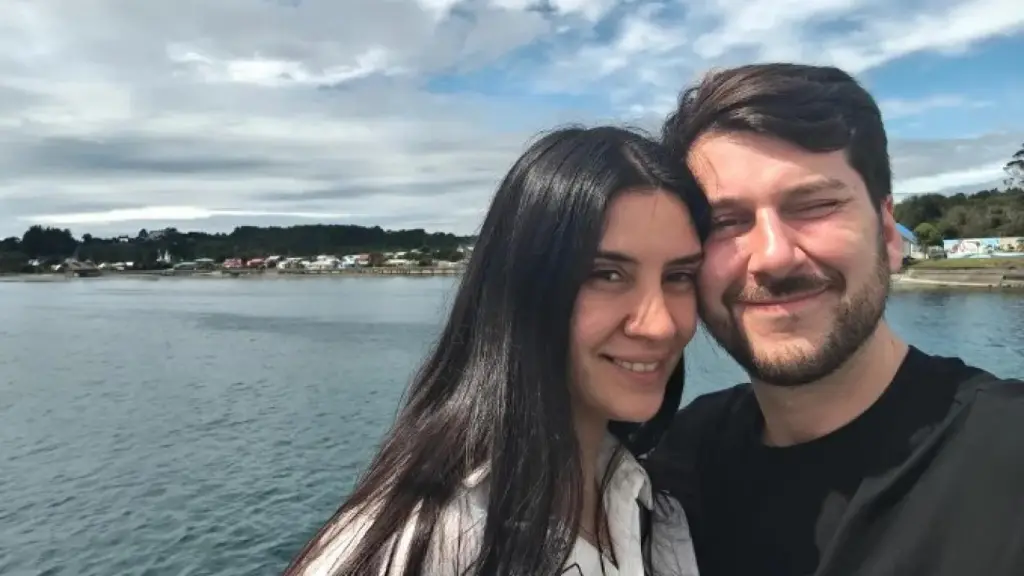  El caso forma parte del escándalo nacional que motivó acciones desde la Contraloría., IG: @sboricfont - Fiona Bonati y Simón Boric