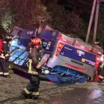 Volcamiento de taxibus deja de un fallecido y más de 20 pasajeros heridos en Chiguayante, cedida