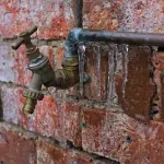 Vecino de Los Ángeles relata las dificultades por el congelamiento del agua en su casa: “Tuve que bañarme con hervidor”, Diario La Tribuna