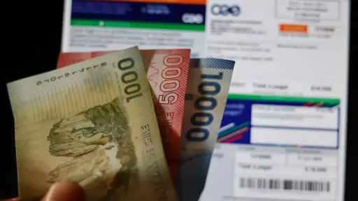 Nuevo golpe al bolsillo: tarifas eléctricas aumentarán un 7,1% a partir desde este martes