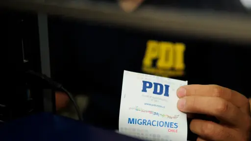 Deportan desde Argentina a chileno con orden de detención vigente por diversos delitos