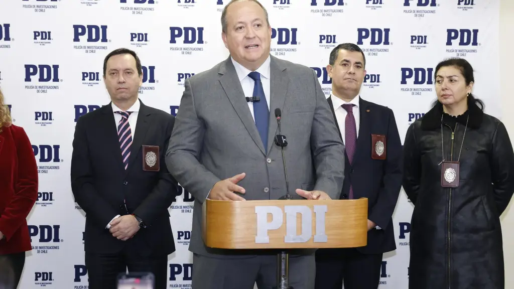 El fiscal nacional, Ángel Valencia, destacó la coordinación entre fiscalías regionales y el sector bancario., PDI Chile