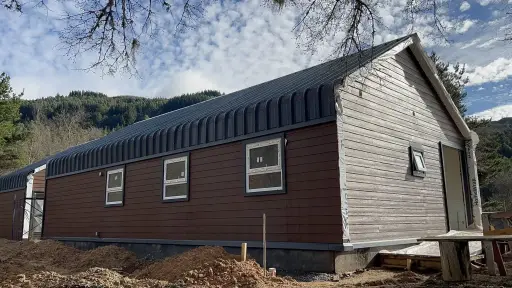 Avanzan obras de reposición de la nueva Estación Comunitaria de Salud en Angol