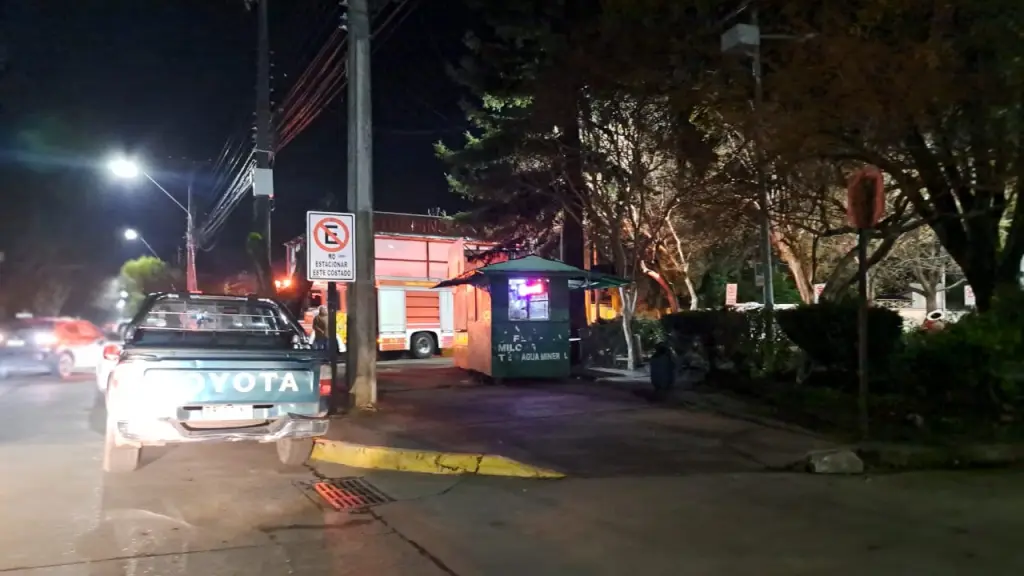 Emergencia en el Laboratorio Clínico del Hospital Base de Los Ángeles., La Tribuna