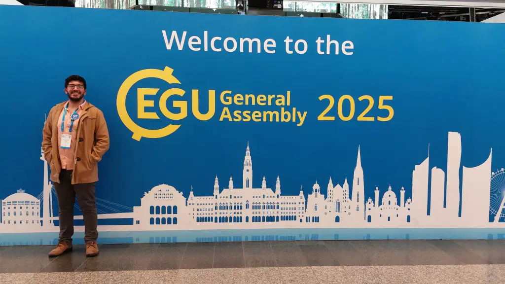 El geofísico Carlos Castillo Rivera, de 27 años, recibió el galardón Outstanding Student and PhD candidate Presentation Award, cedida