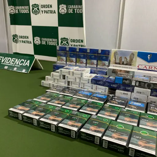 Más de 110 cajetillas de cigarrillos de contrabando fueron incautadas en Biobío. / Cedida