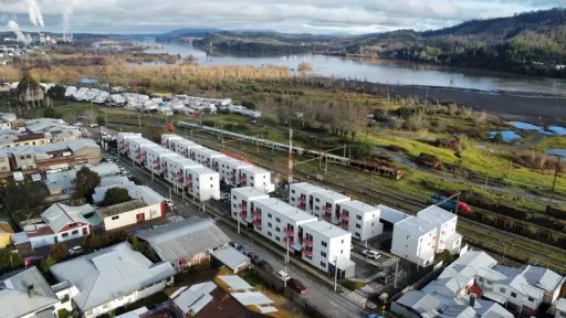 San Rosendo concreta entrega del primer conjunto habitacional en altura con 75 viviendas dignas e inclusivas
