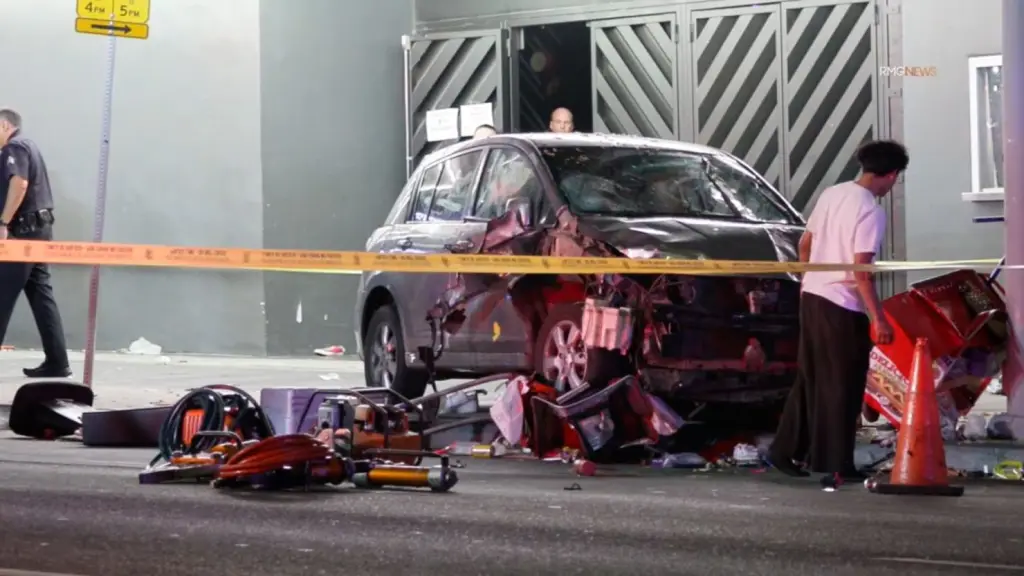  El hecho ocurrió cerca de las 02:00 horas, en la intersección de Santa Mónica Boulevard con Avenida Vermont., cnnespañol