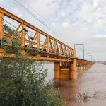 El puente fue diseñado por el ingeniero inglés Edward John Theodore Manby y ejecutado por la firma británica Manby , Gentileza