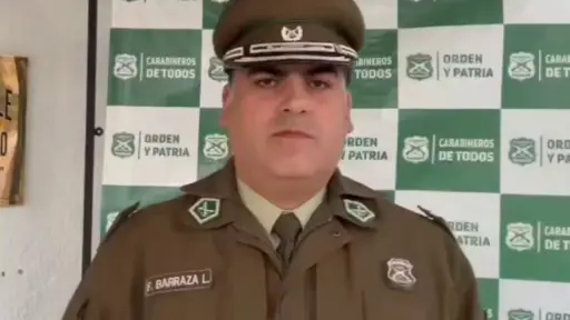 Me sugirieron que me hiciera una chaqueta con un mantel: Mayor de Carabineros denuncia acoso por su peso 