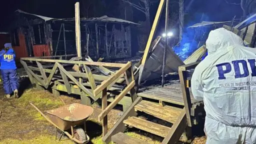 Hombre muere calcinado tras incendio de cabaña en Panguipulli