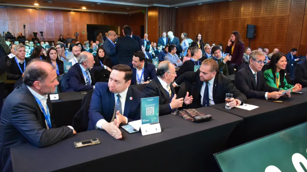 El encuentro descentralizó por segunda vez el diálogo estratégico fuera de Concepción, reuniendo a gremios productivos, autoridades y empresarios, Irade