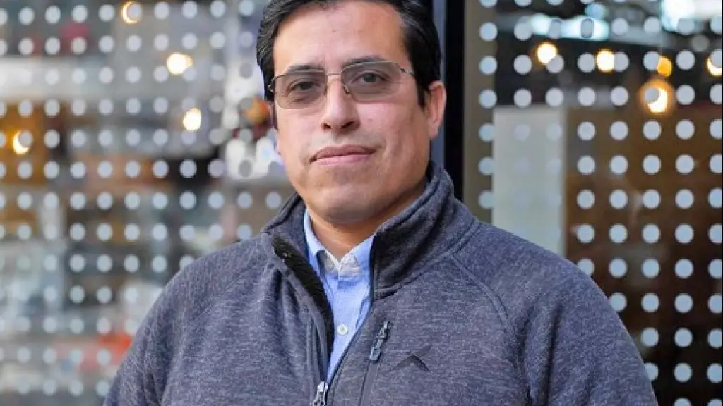 Alejandro Bravo, Cedida