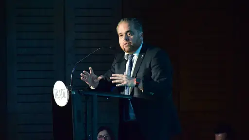 Presupuesto, salud y deporte: Sergio Giacaman cuestiona lentitud del Gobierno y propone fórmula para estadio angelino
