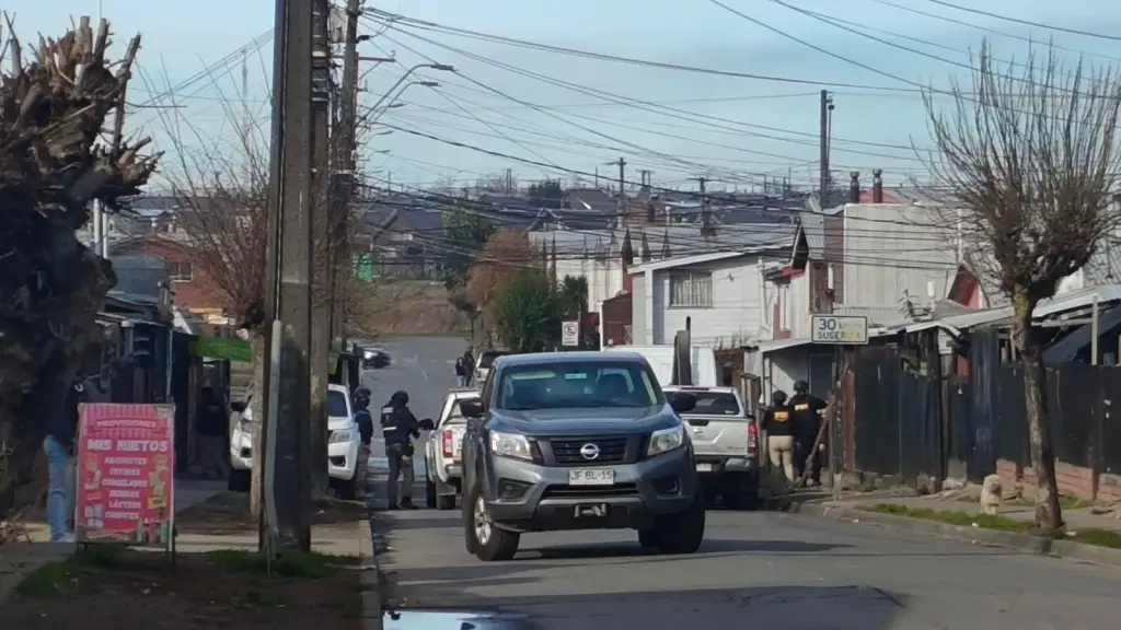 Autoridades policiales realizan amplio allanamiento en sector sur de Los Ángeles, Diario La Tribuna