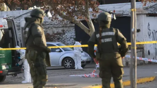 Balacera a las afueras del Mall del Mueble en Barrio Franklin deja tres heridos graves