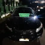 El vehículo utilizado fue incautado en el centro de la ciudad gracias a cámaras de vigilancia y patrullajes dirigidos.