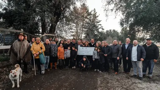 Con firma de convenio alcalde de Laja avanza en pavimentación de tramo que conecta Quiebrafrenos con la comuna