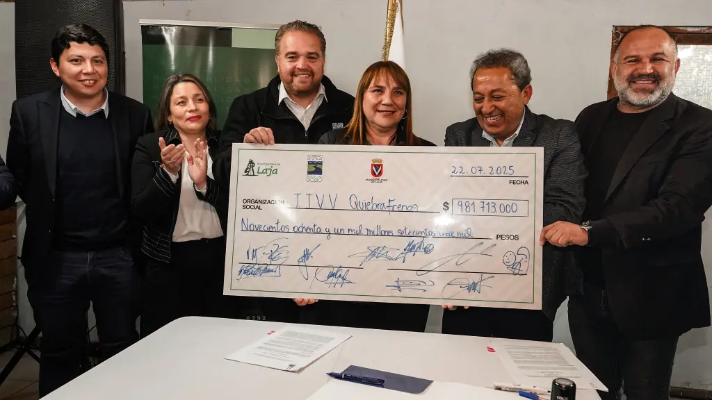 Entrega de fondos para convenio de pavimentación sector Quiebrafrenos de Laja. / Municipalidad de Laja