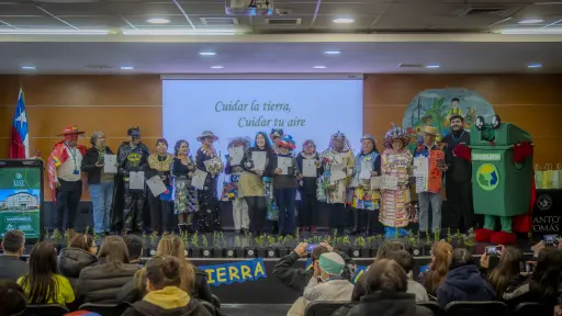 Cuidar la tierra, cuidar el aire: CESFAM Sur realiza jornada educativa con enfoque intergeneracional