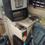 El delito habría sido perpetrado durante la madrugada de este viernes., Cámara de Comercio Los Ángeles.