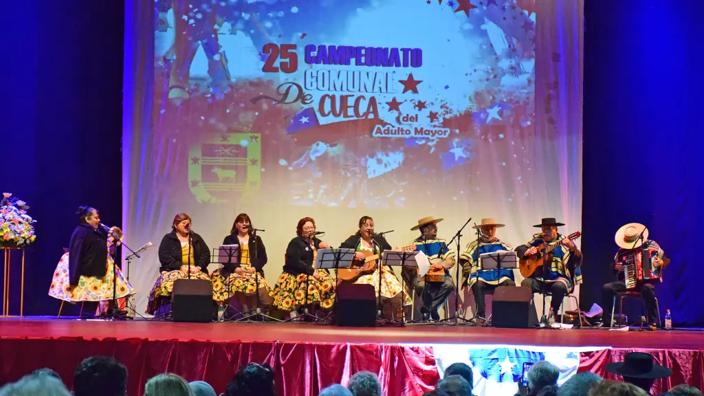 25º Campeonato de Cueca Nacional Adultos Mayores Municipalidad de Los Ángeles | Diario La Tribuna