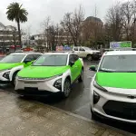 Los Ángeles da el primer paso hacia la electromovilidad con seis taxis colectivos eléctricos, Diario La Tribuna
