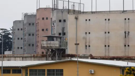 Gobierno anuncia 17 medidas inmediatas tras fuga de reos en Valparaíso