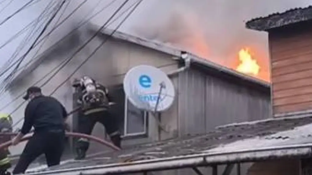 Investigan intencionalidad de incendio que afectó a tres viviendas en Los Ángeles, Diario La Tribuna