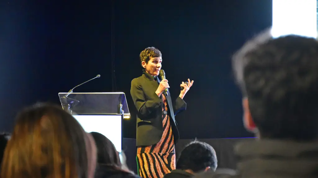 El encuentro abordó los métodos modernos de construcción sostenible en madera como alternativa para reducir las emisiones del sector de la construcción, que actualmente representa el 40% de las emisiones globales de carbono.