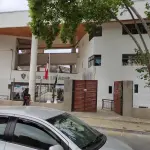  El profesor continuó enfrentándose verbalmente a otros estudiantes, lo que llevó al establecimiento a tomar medidas inmediatas., Redes sociales