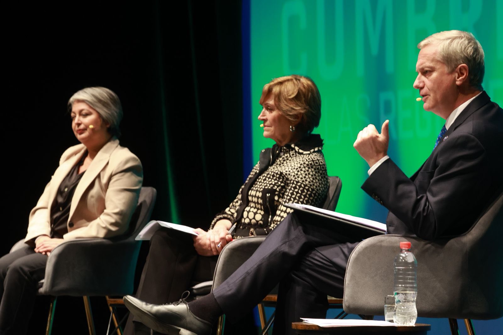 Candidatos Jeannette Jara, Evelyn Matthei y José Antonio Kast / Cumbre de las Regiones 