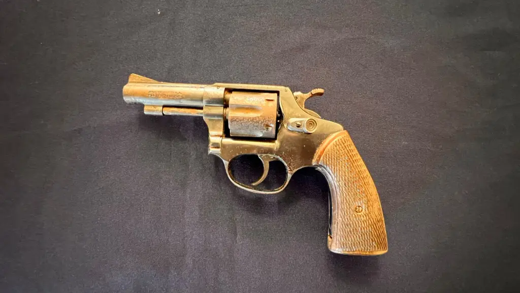 Revólver incautado la PDI en Angol., PDI Araucanía