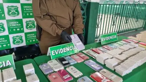 Cables, audífonos y cargadores falsificados: Formalizan a 12 por infracción a Ley de Propiedad Industrial en Antofagasta