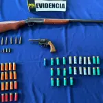 Las armas incautadas fueron remitidas al Laboratorio de Criminalística Regional Cobertura Sur Temuco para sus respectivos peritajes., PDI Araucanía