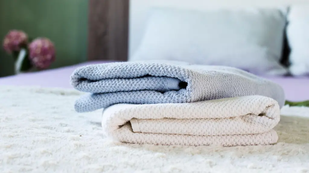 Las diferencias clave entre plumón y cubrecama. / Freepik