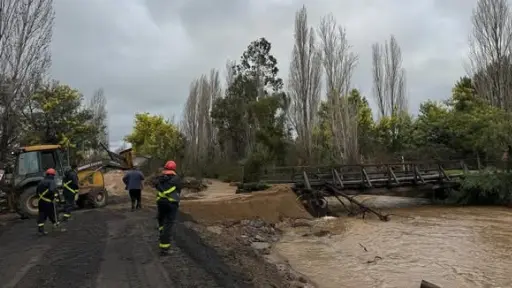 Refuerzan puente Quinquehue para garantizar conectividad de vecinos de Yumbel
