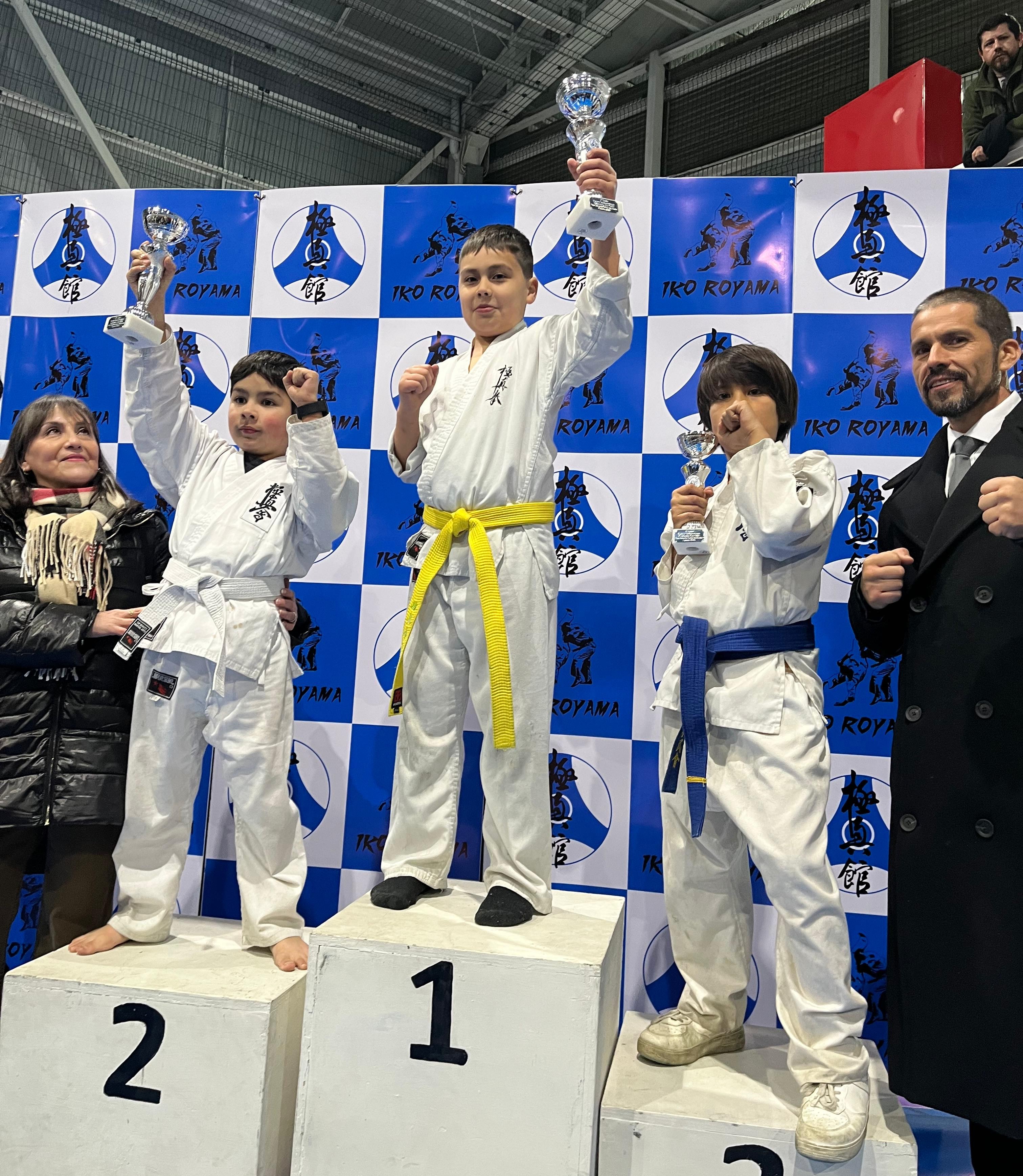 Matías Escobar Campeón Sudamericano categoría 8-9  años / La Tribuna