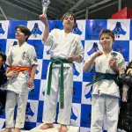 Nair Serrano en lo más alto del podio sudamericano, La Tribuna