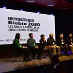 Frane Zilic, Cazú Zegers, Mario Zerega, Henri Jaspard y Geth Wandersleben, fueron parte del panel de conversación del tercer encuentro del Ciclo Biobio 2050, denominado “Los Ángeles, capital de la construcción en madera”., Diario La Tribuna