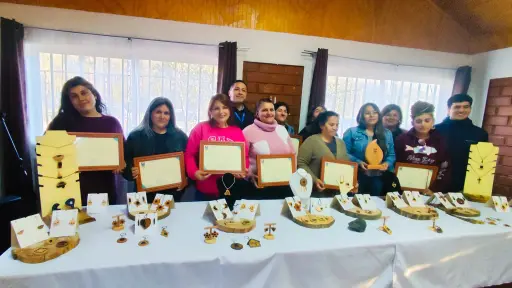 Artesanía Local: Taller de Madera y Piedras Volcánicas refuerza la identidad cultural de Antuco
