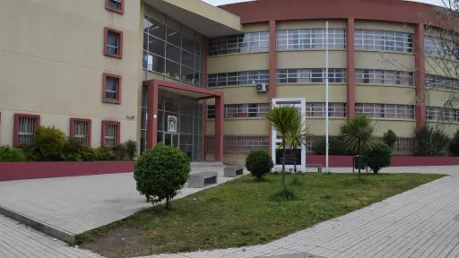 Exalumno apuñala con un cortauñas a inspector de Instituto Superior de Talca 